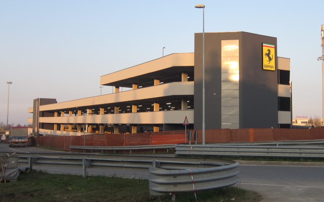 PARCHEGGIO MULTIPIANO FERRARI